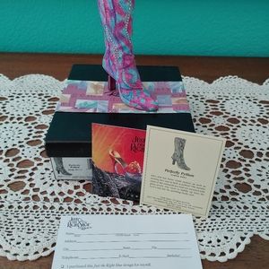 Just The Right Shoe Mini Collectible